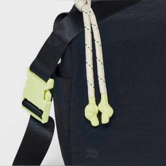 NWT All In Motion Gym Duffel Bag - Picture 3 of 5